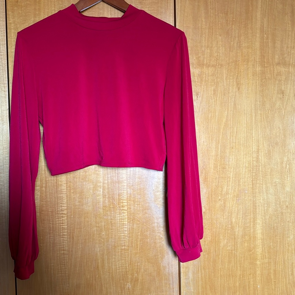 BCBG Generation Long Sleeve Crop Top